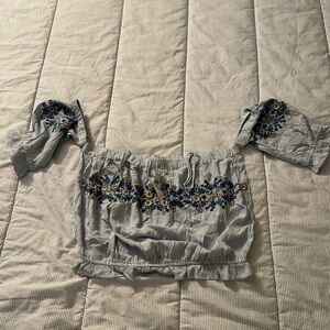 American Eagle off the shoulders flower top